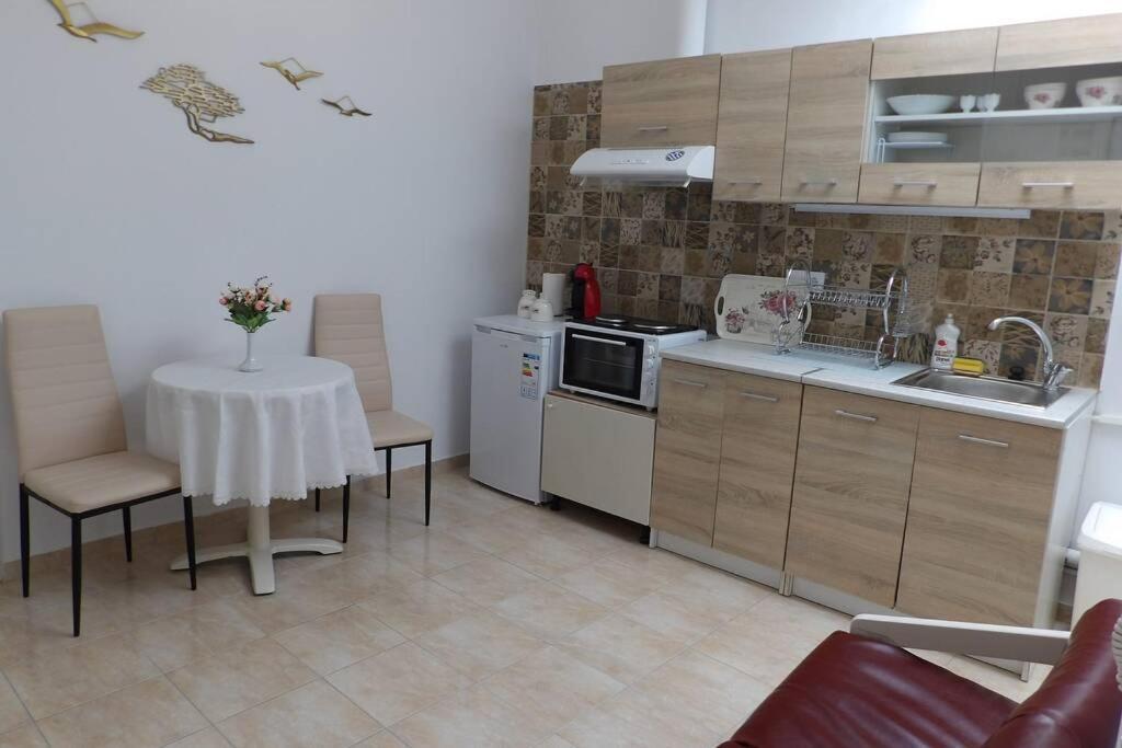 Kliklis Apartment 伊拉克利翁 外观 照片